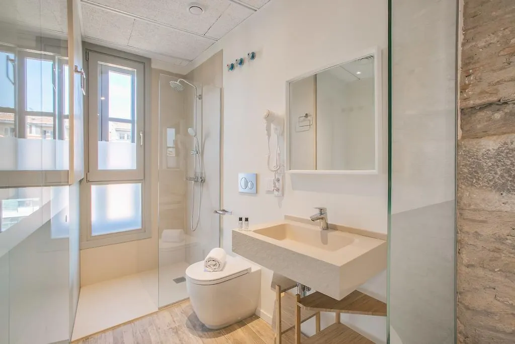 Flateli Rambla 11 - Apt 7 Apartment Girona Spain